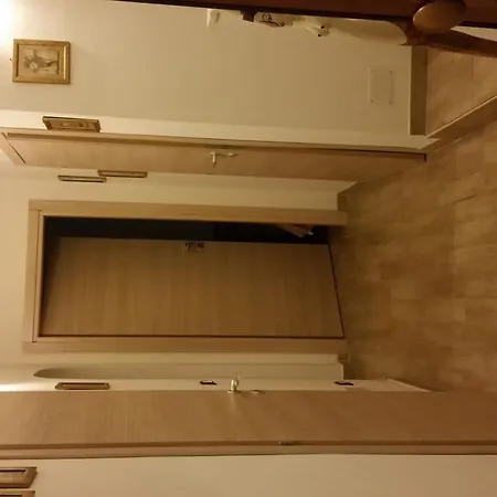 Casa Vacanze Vale アルゲーロ